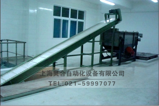 大型爬坡皮帶機(jī)