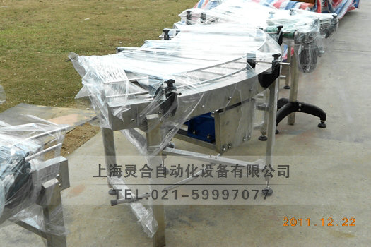 不銹鋼轉(zhuǎn)彎輥筒輸送機(jī)